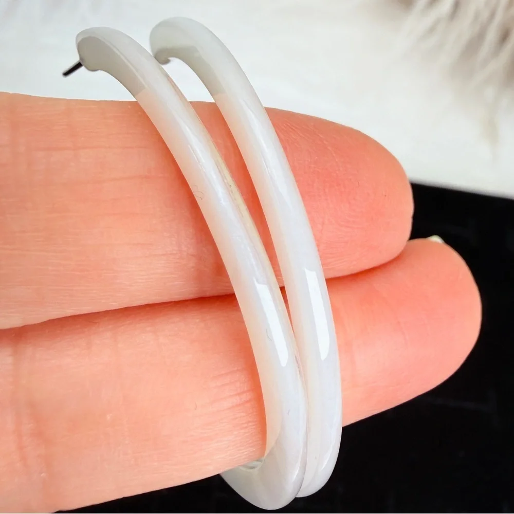 Vintage lightweight lucite, off white open hoop pierced earrings